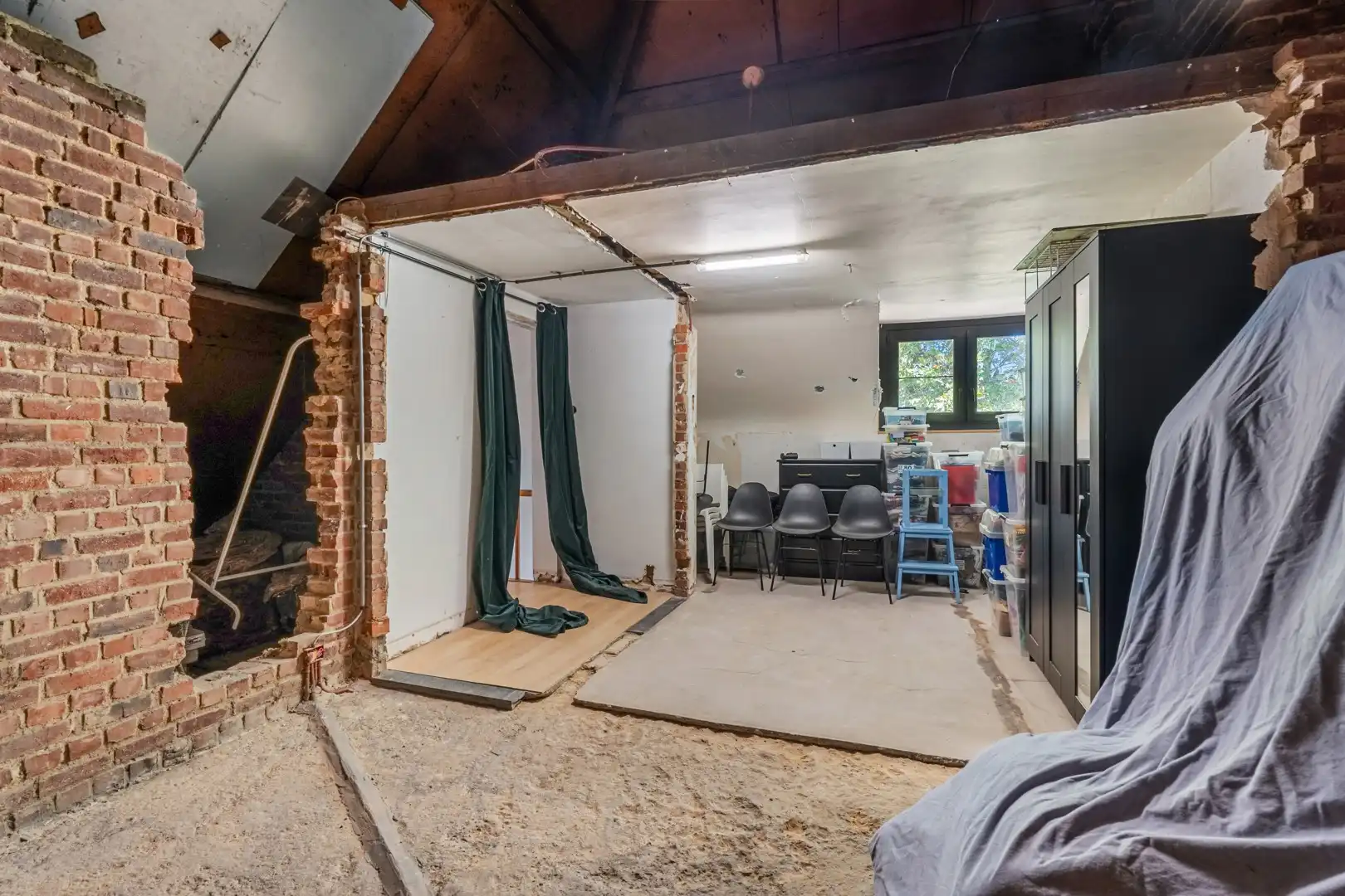 Gerenoveerde woning met 3 slaapkamers te Maasmechelen foto 28