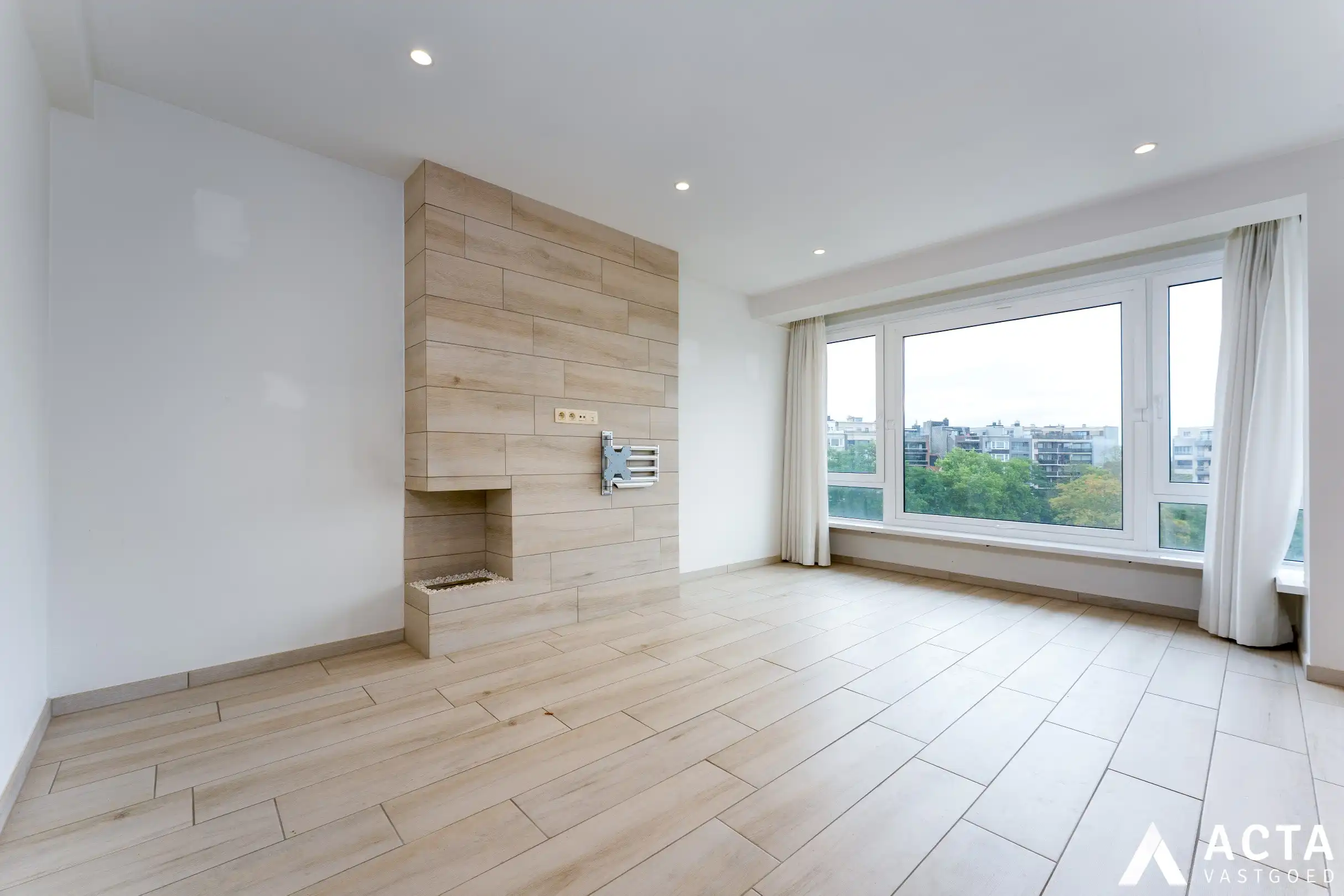 Instapklaar appartement met twee slaapkamers en parkzicht. foto 7