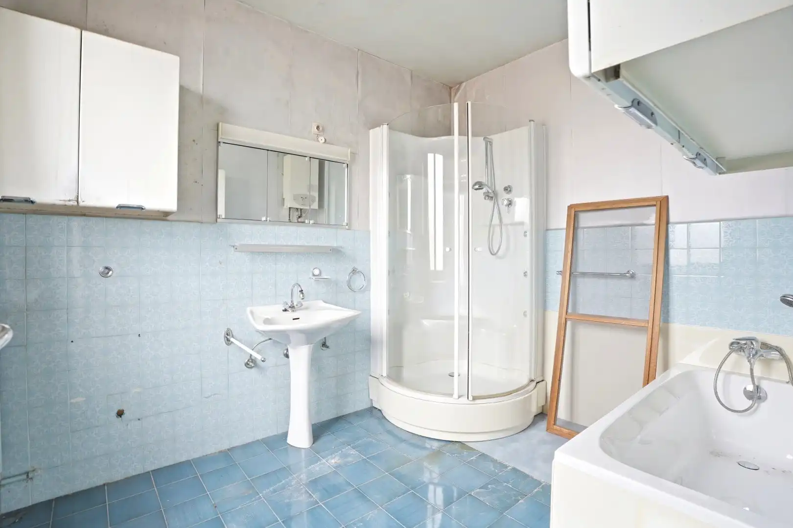 Te renoveren woning met veel op potentieel op topligging. foto 11