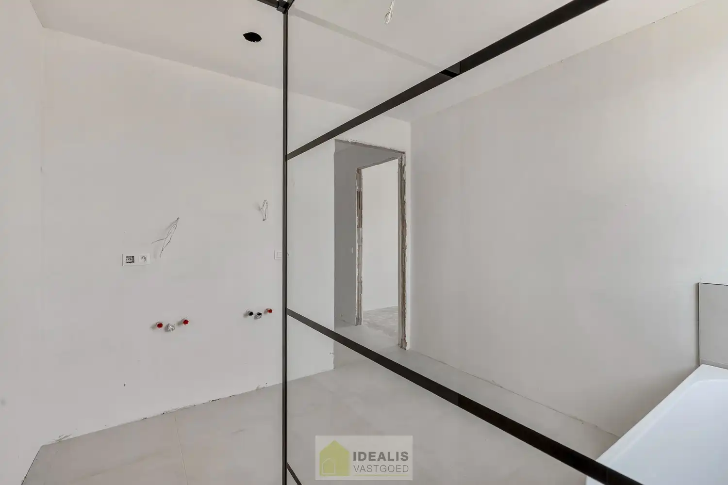 PRACHTIGE NIEUWBOUWWONING MET 3 SLAAPKAMERS foto 32