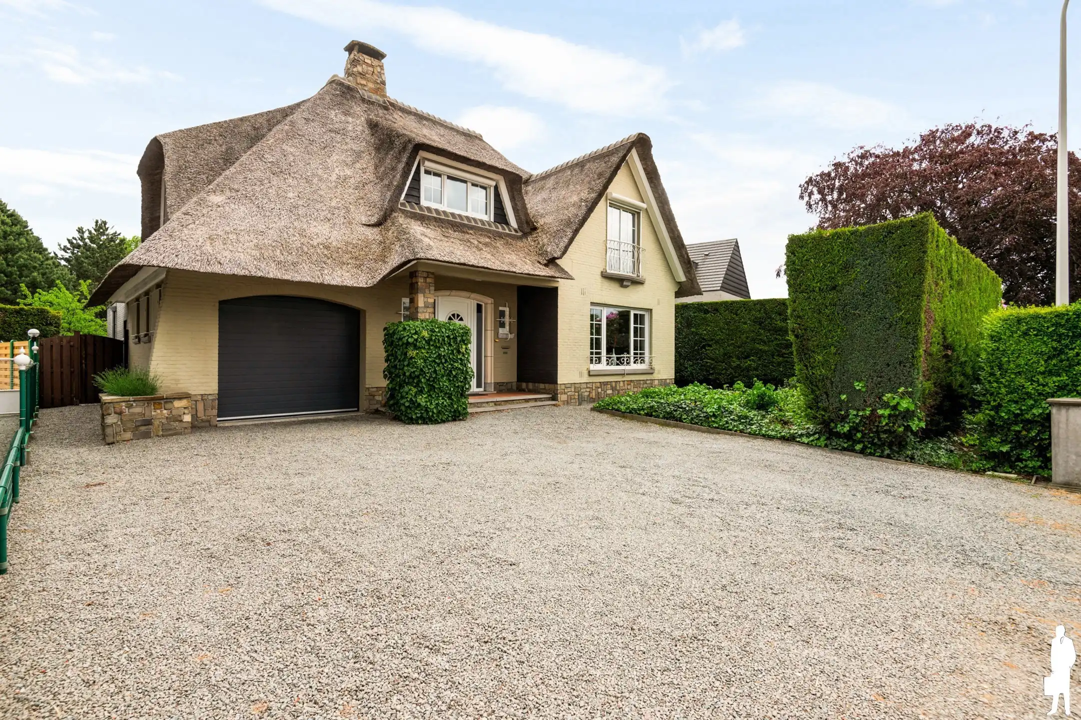 Charmante villa met 4 slpks, 2 badks en tuin met privacy foto 5