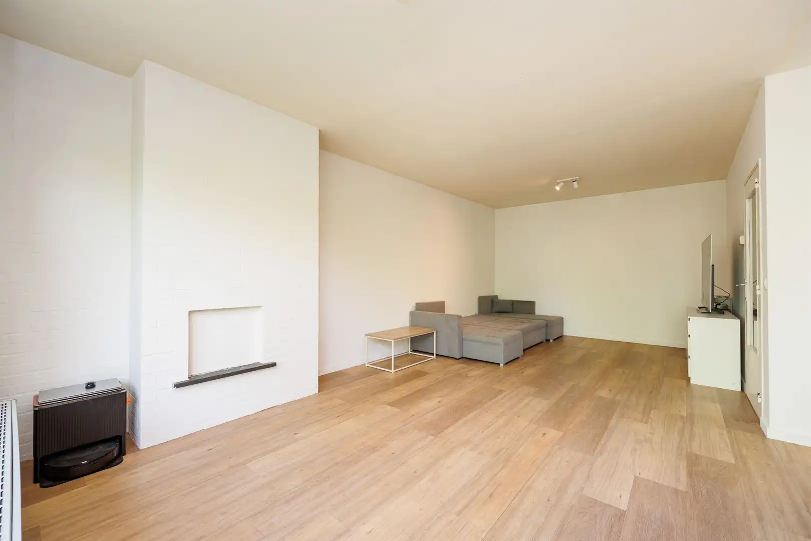 Modern appartement met balkon foto 9
