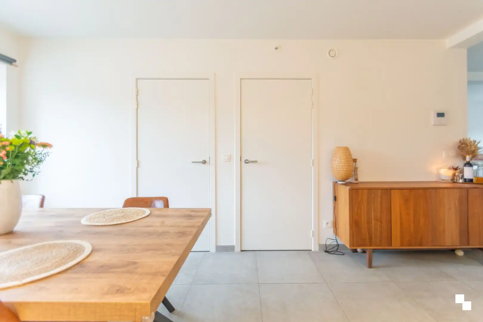 Ruime instapklare duplex met terras in hartje Merelbeke foto 10