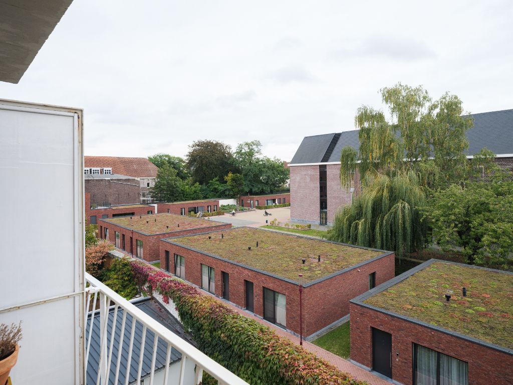 Karaktervol dakappartement met 2 slaapkamers op een gegeerde centrumlocatie foto 9