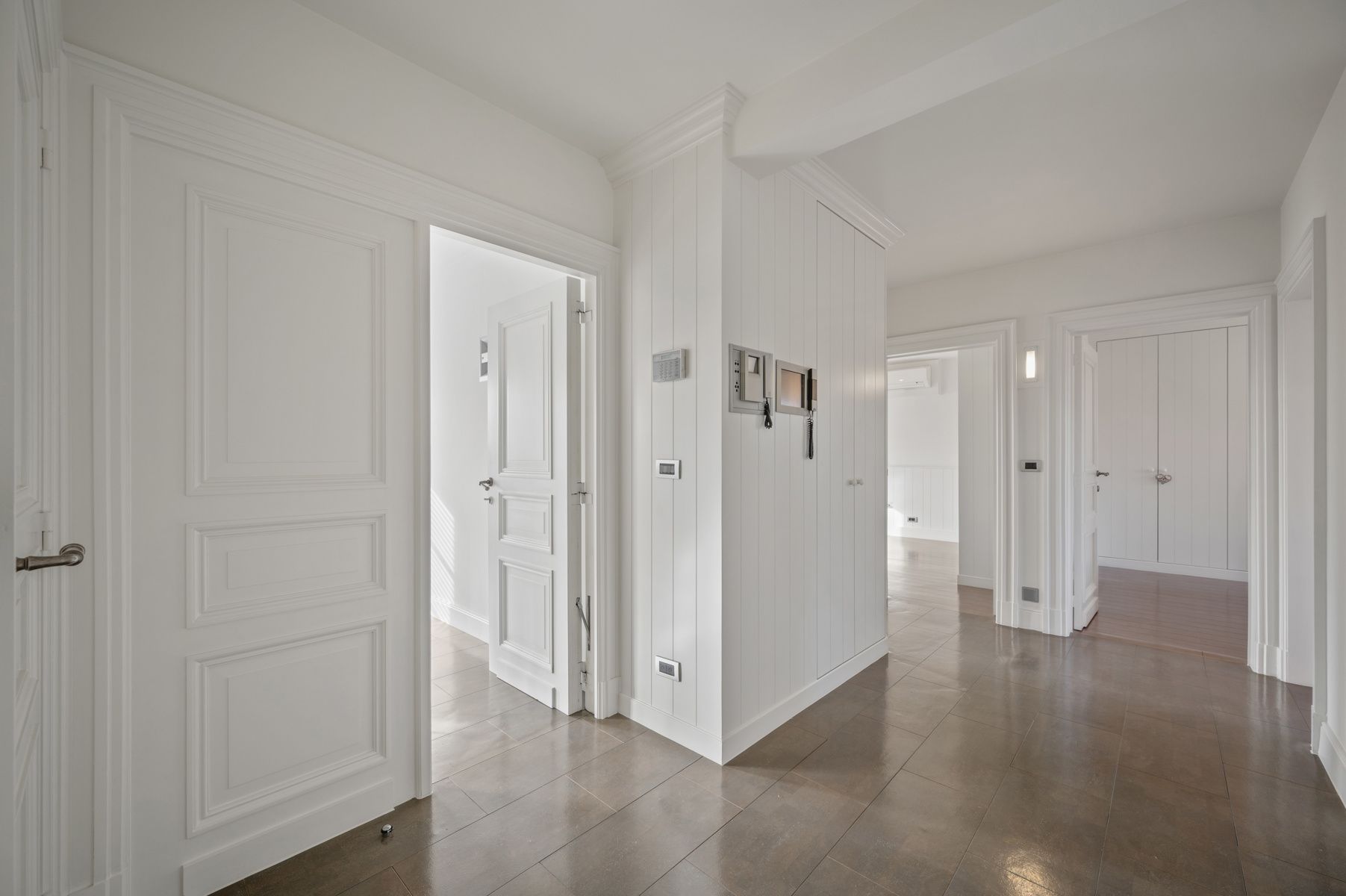 Prachtige villa in tijdloze architectuur te SCHRIEK foto 17