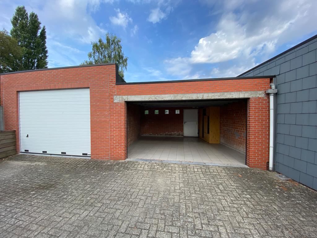Leuk gelegen 2-slaapkamerappartement foto 18