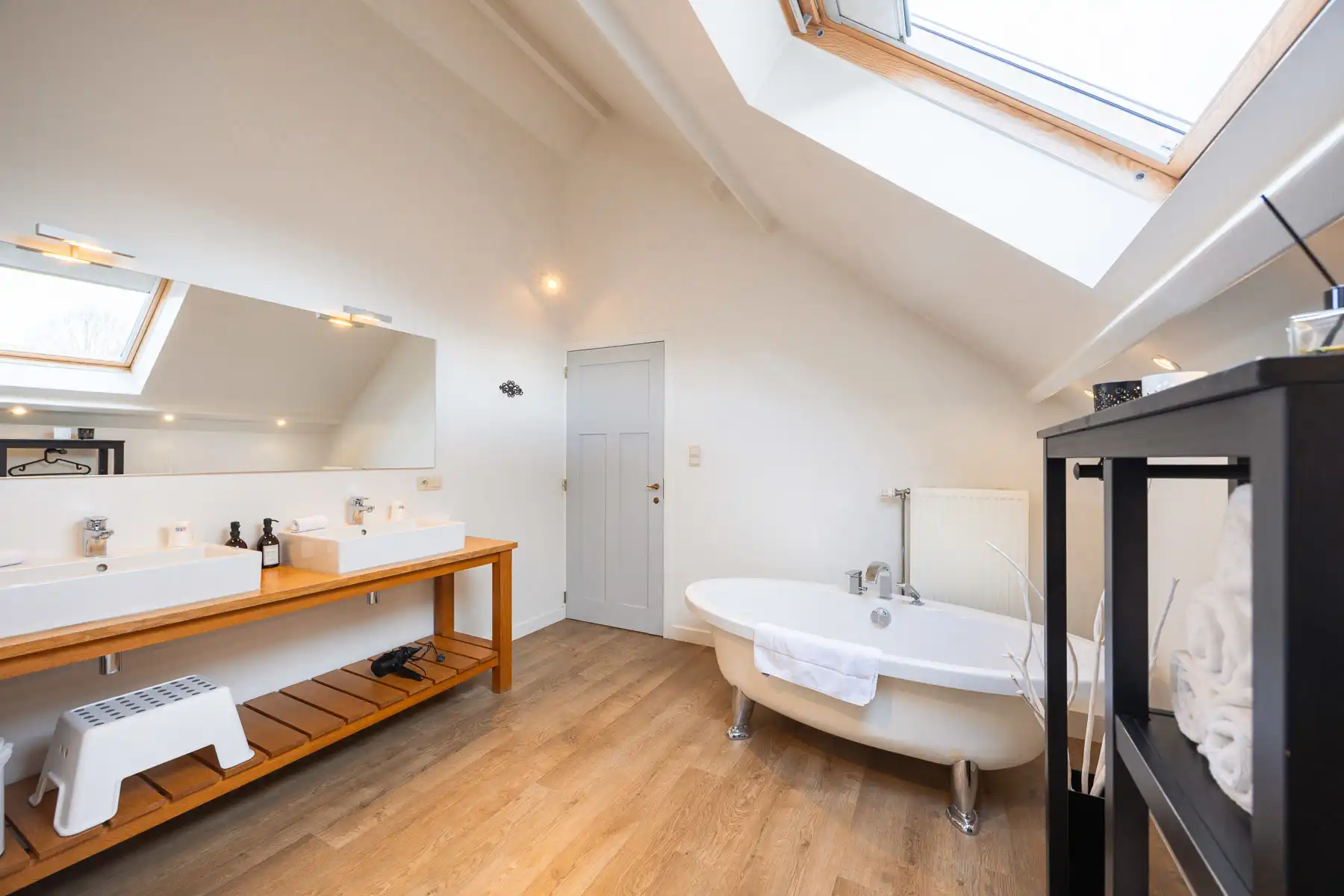 Prachtig landhuis met uitzonderlijk veel ruimte foto 16