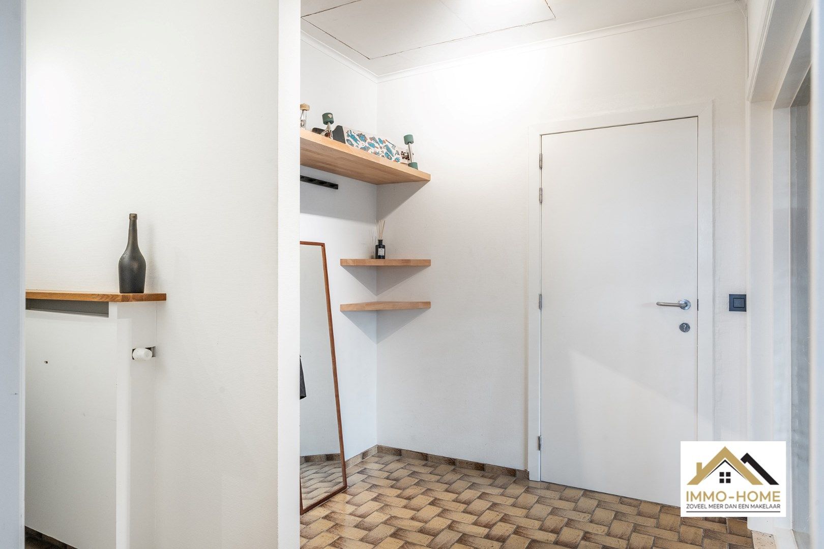 Instapklaar appartement op topligging te Deinze! foto 9