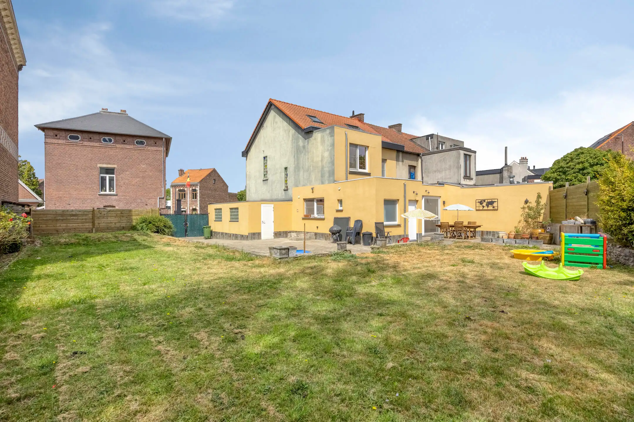 Instapklare woning met 4 slaapkamers, tuin & garage te Bost foto 23