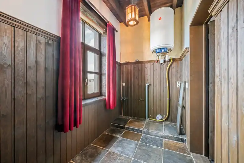 Te renoveren vrijstaande woning met prachtig uitzicht in natuurgebied  foto 13