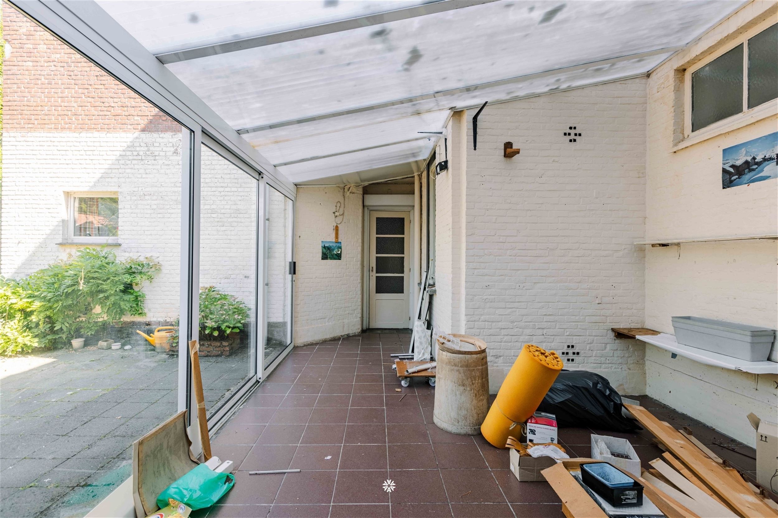 Te renoveren woning op een centrale locatie in Sint-Niklaas foto 8