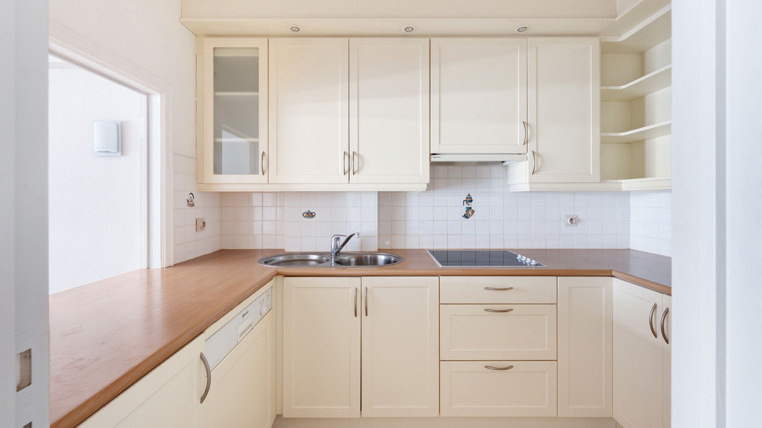Ruim appartement met zijdelings zeezicht nabij Rubensplein   foto 14