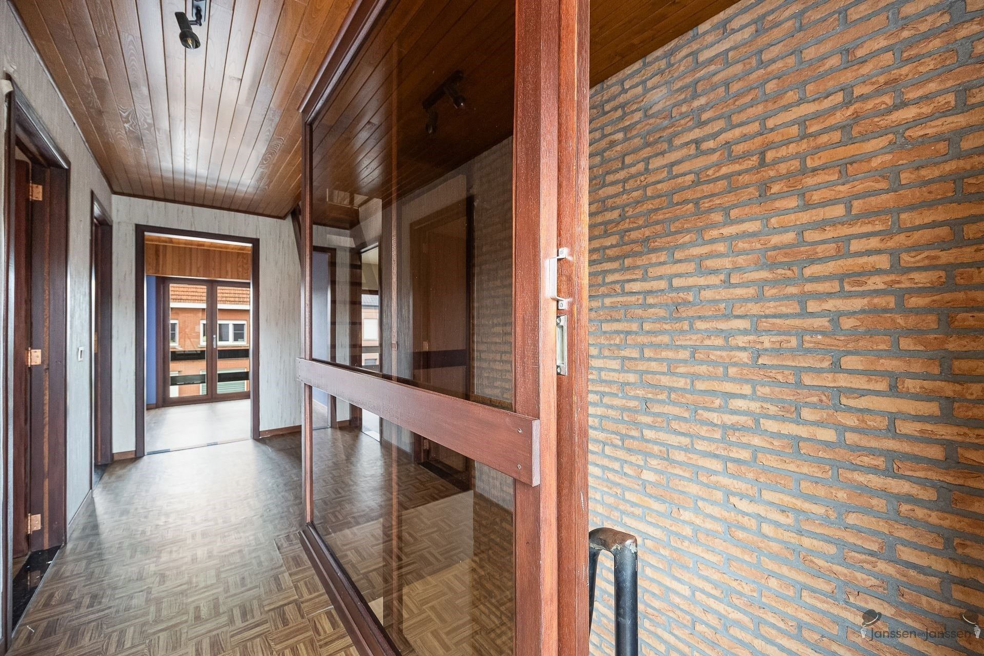 Charmante woning HOB met 3 slaapkamers, aparte garage op een perceel van 433m² te Rillaar. foto 4