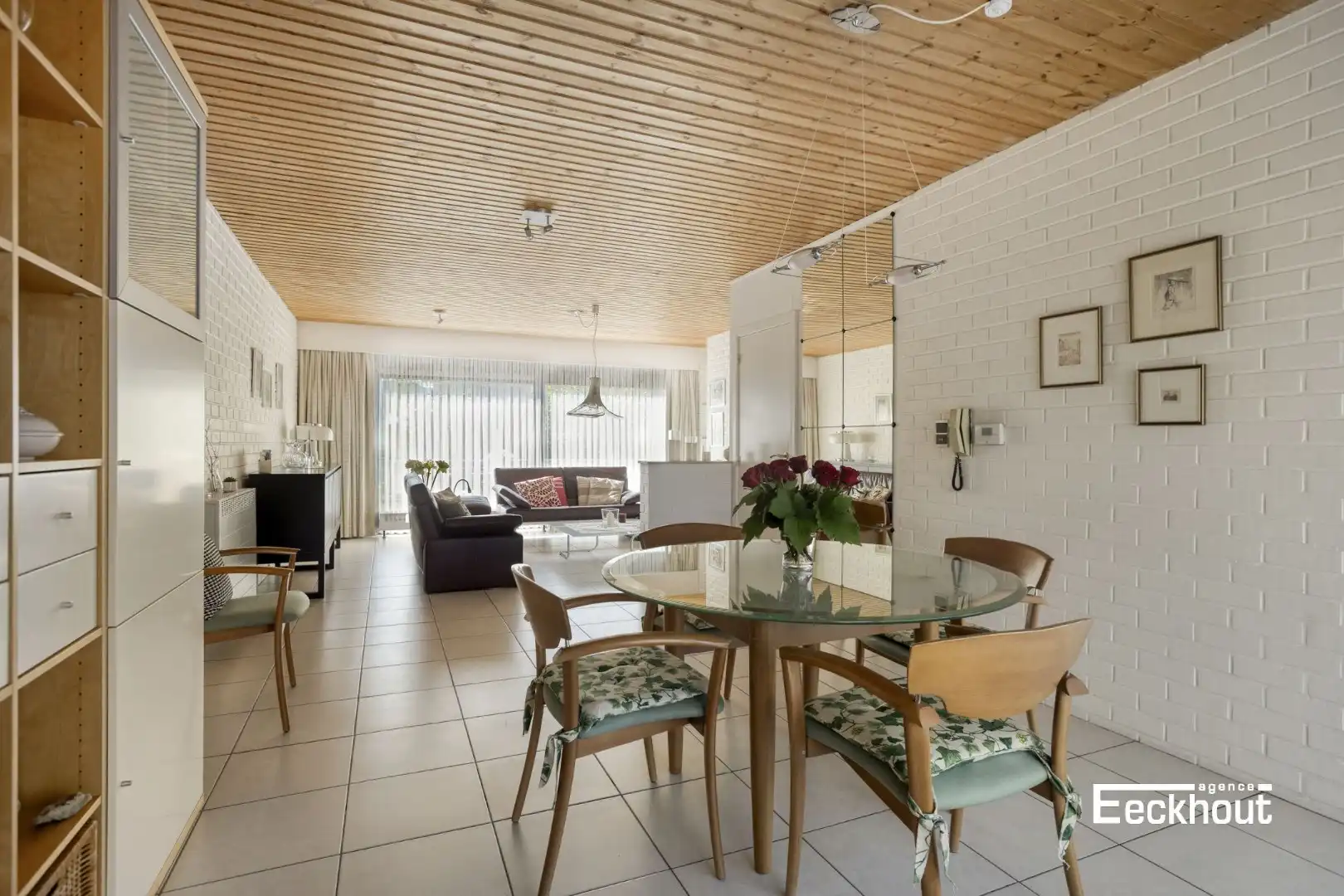 Zeer verzorgde, instapklare bel-étagewoning met 3 slaapkamers in rustige buurt te Bredene! foto 6
