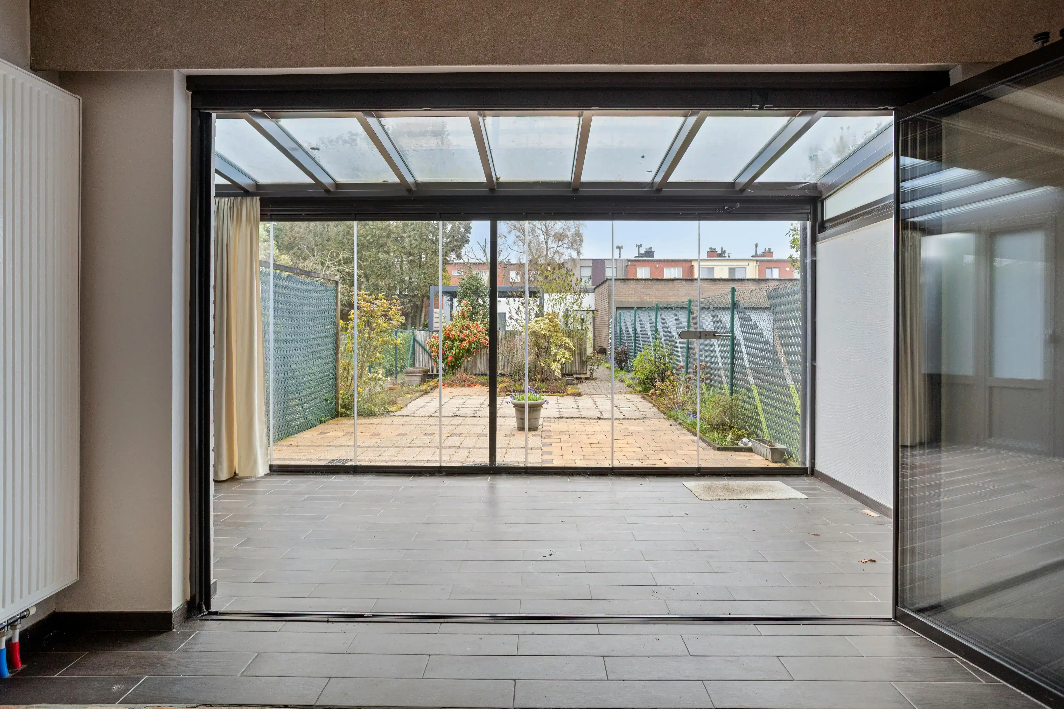 Gelijkvloers appartement te koop vlakbij het centrum van Aartselaar foto 6