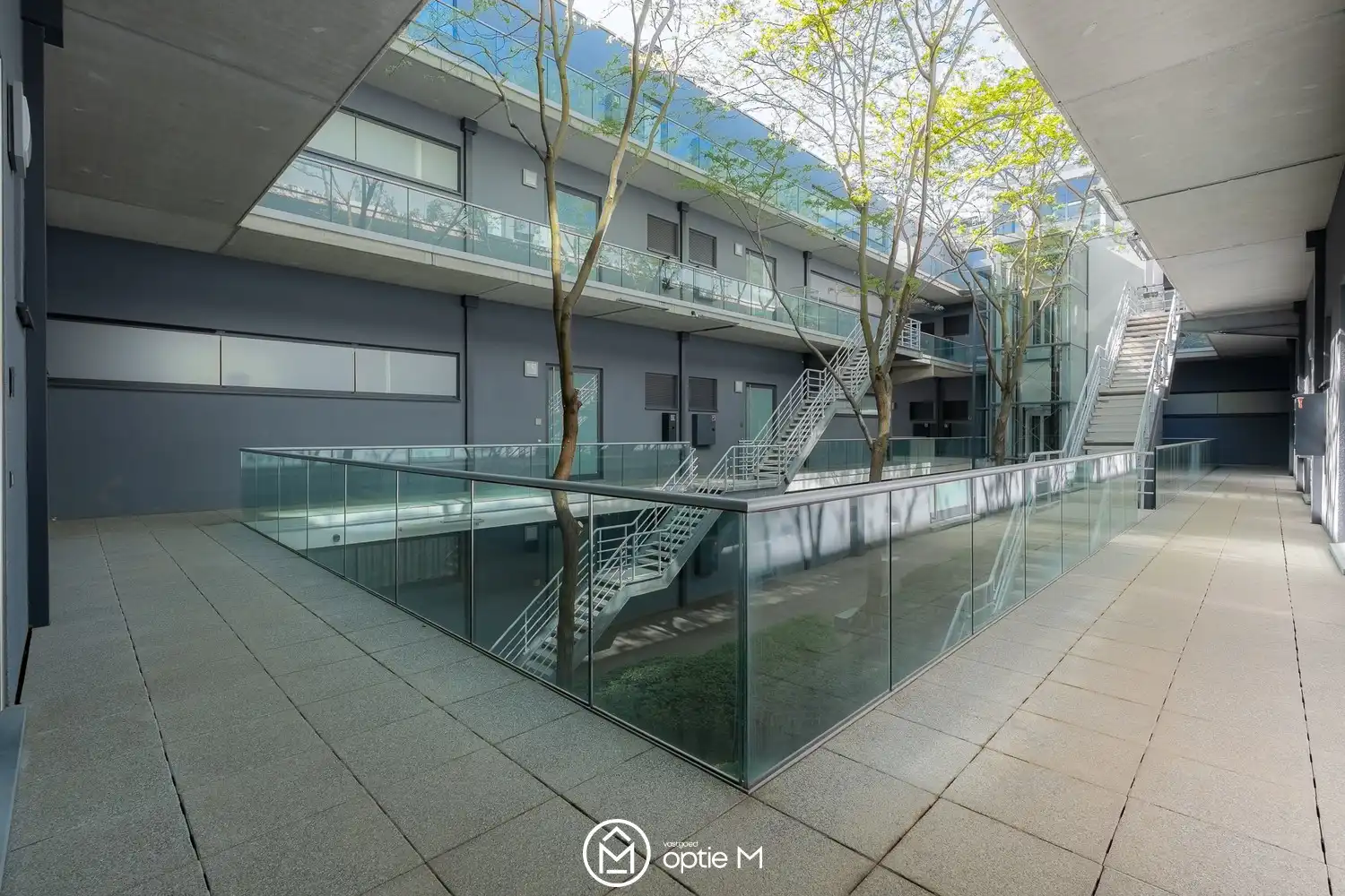 RUIME LUXE LOFT MET GROTE TERRASSEN foto 24
