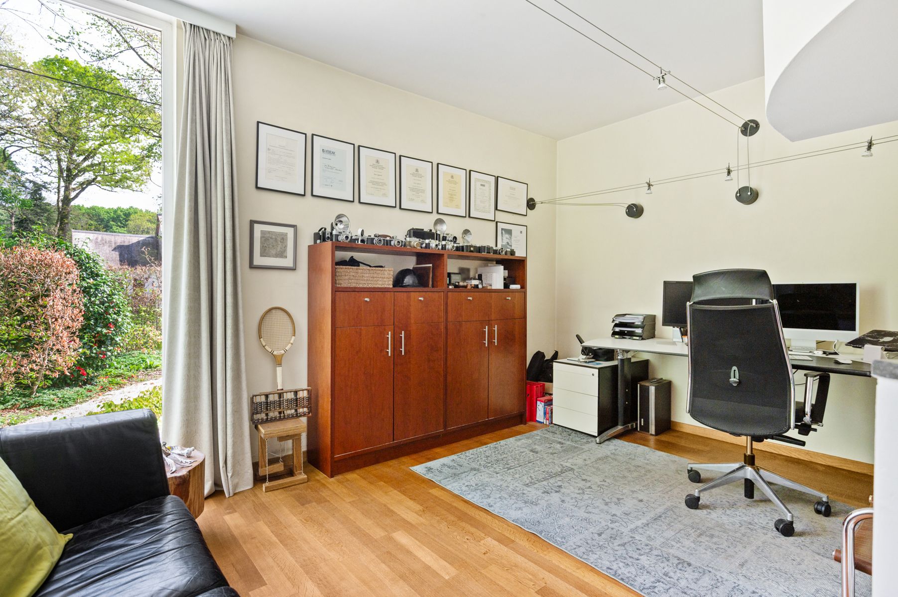 Moderne en energiezuinige villa op ca. 2.035 m². foto 6