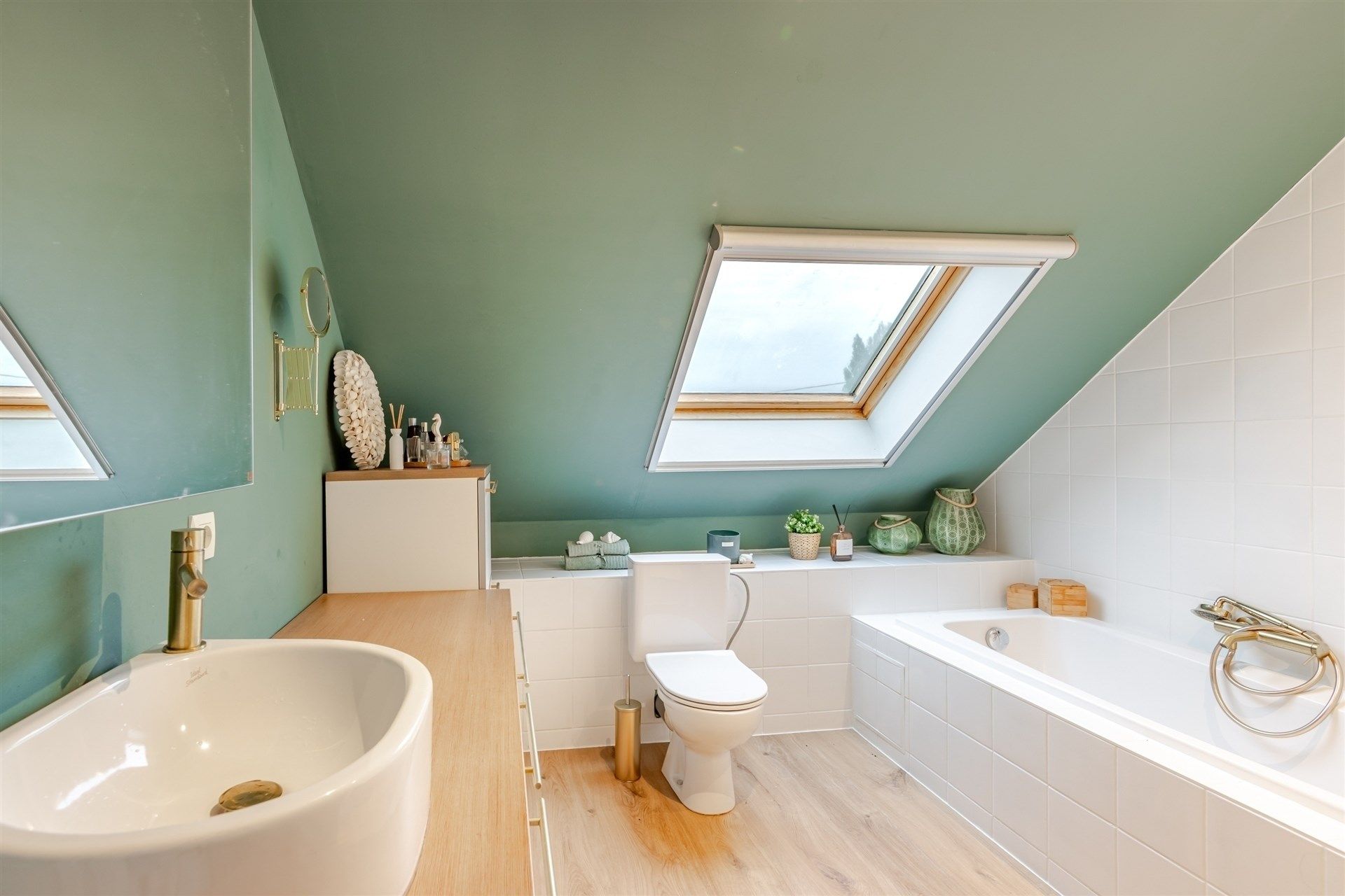 Super gezellige en instapklare woning met mooie tuin in Wichelen foto 21