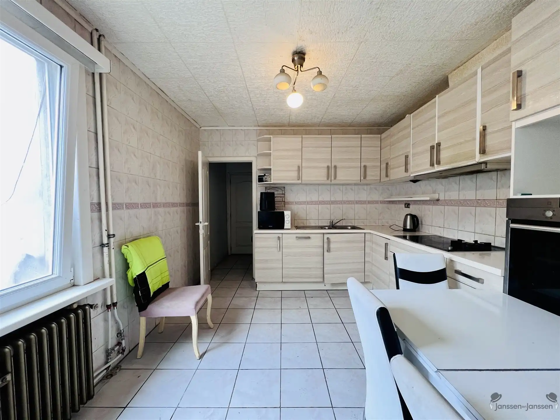 Ruime woning met grote tuin, hartje Zele foto 2