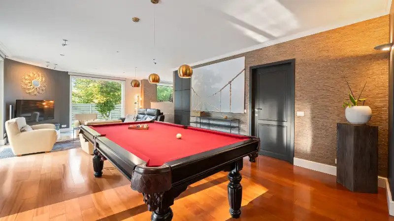 Exclusief gelegen stijlvolle villa op 24 are palende aan natuurgebied foto 11