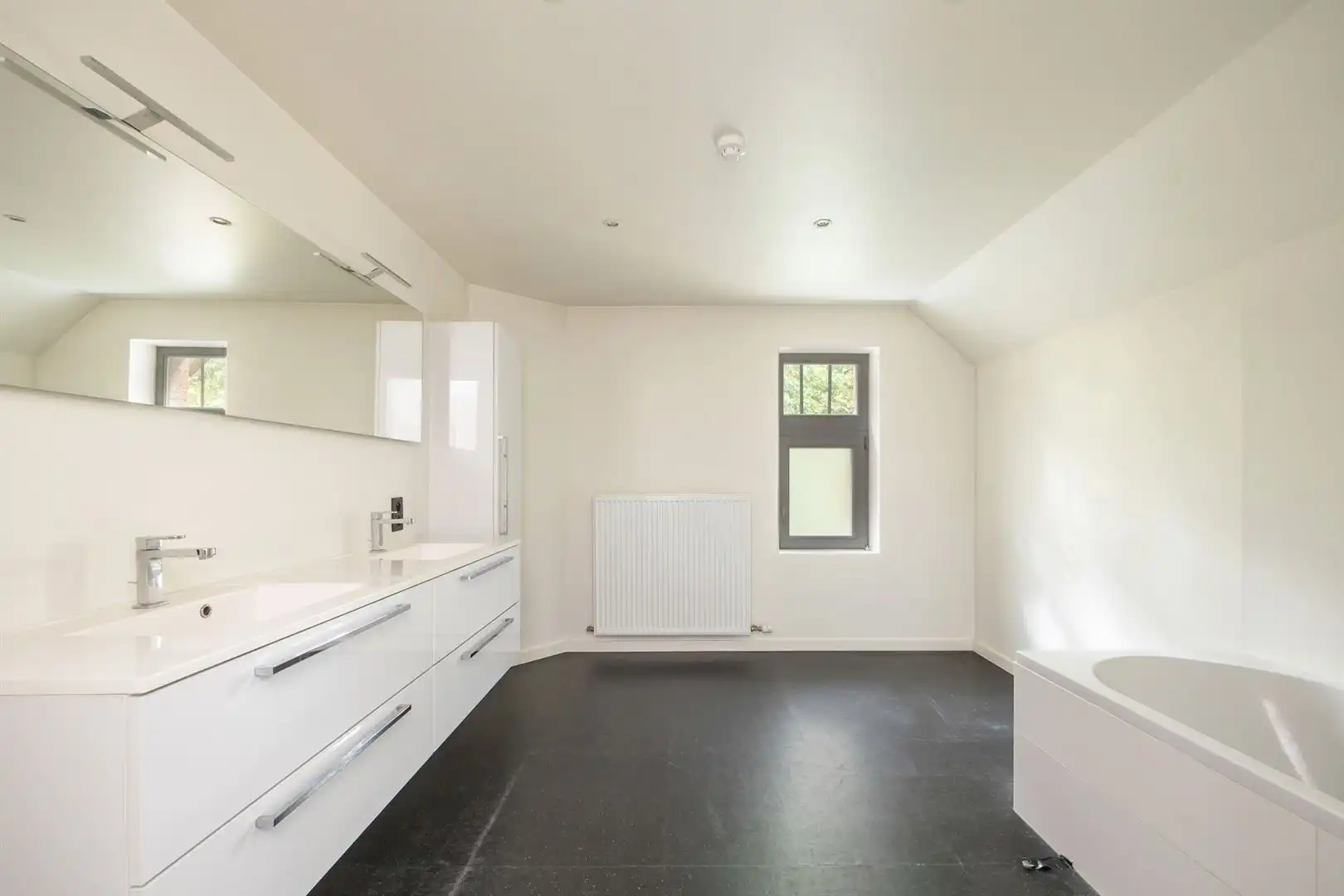 Villa Ullens. Het prachtig gerenoveerde kasteel in hartje Schoten foto 23