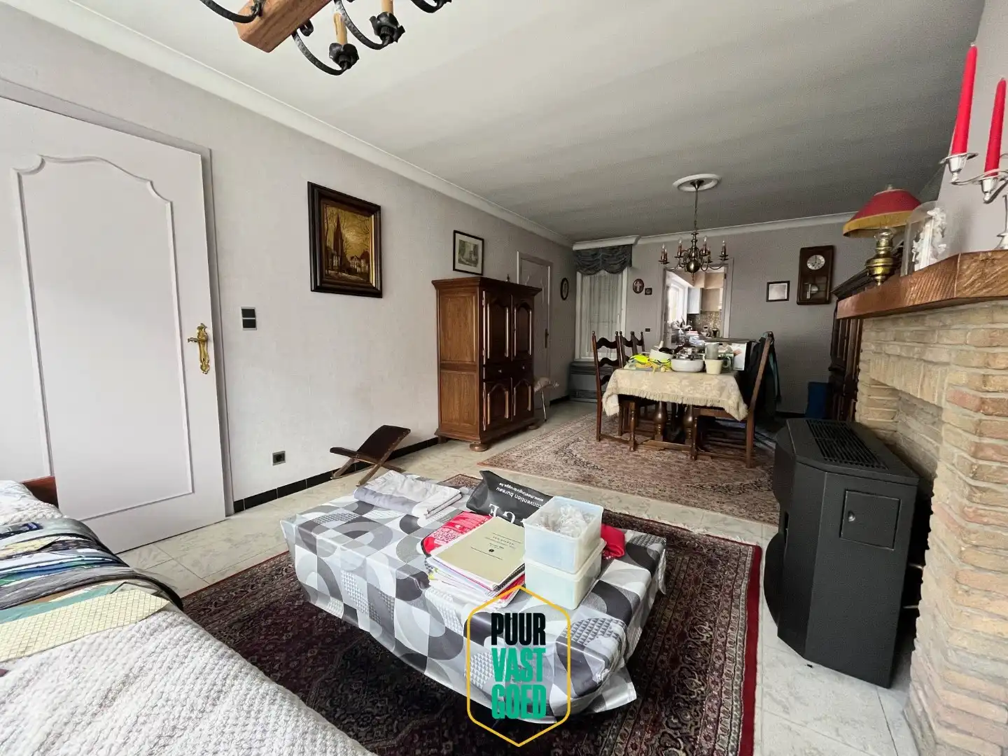 Vlot bereikbare en degelijke woning met tuin, garage en dubbele oprit. foto 8