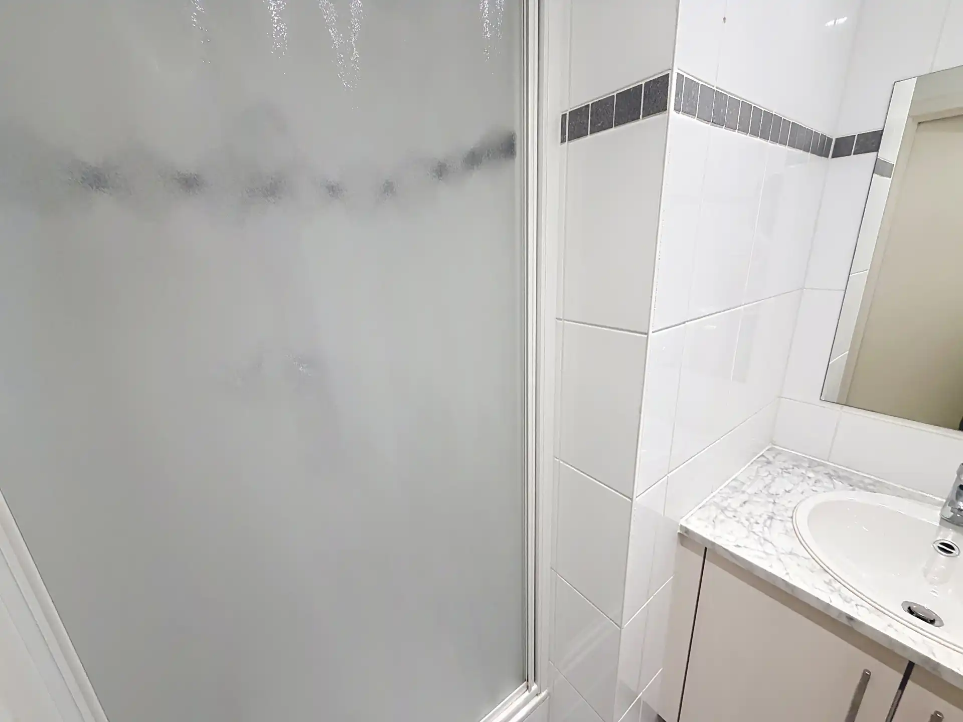 Appartement met 2 SLPK in het hooggelegen deel van St-Gillis foto 15