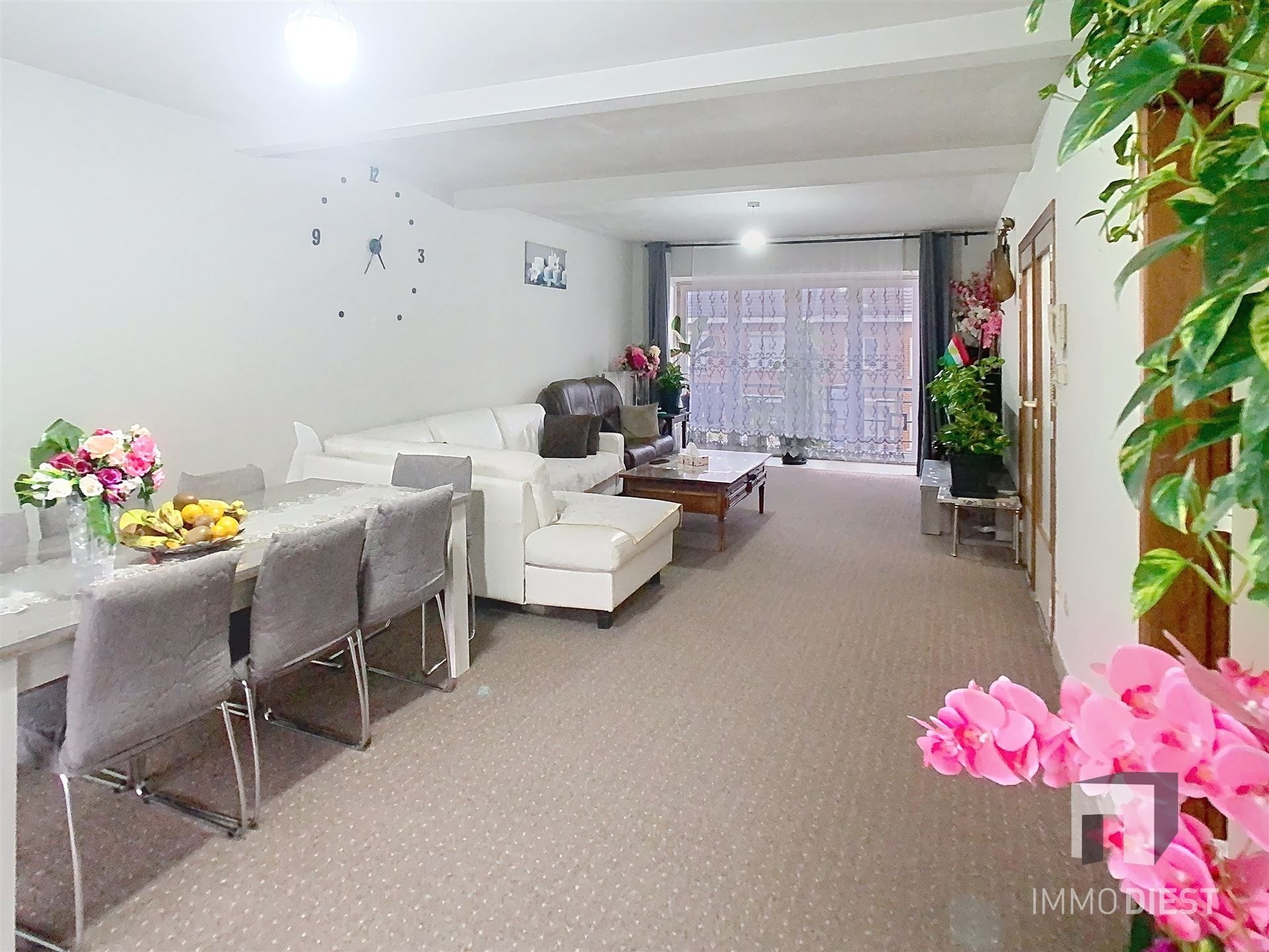 Fraaie bel-étage woning met garage in de stadsrand foto 13