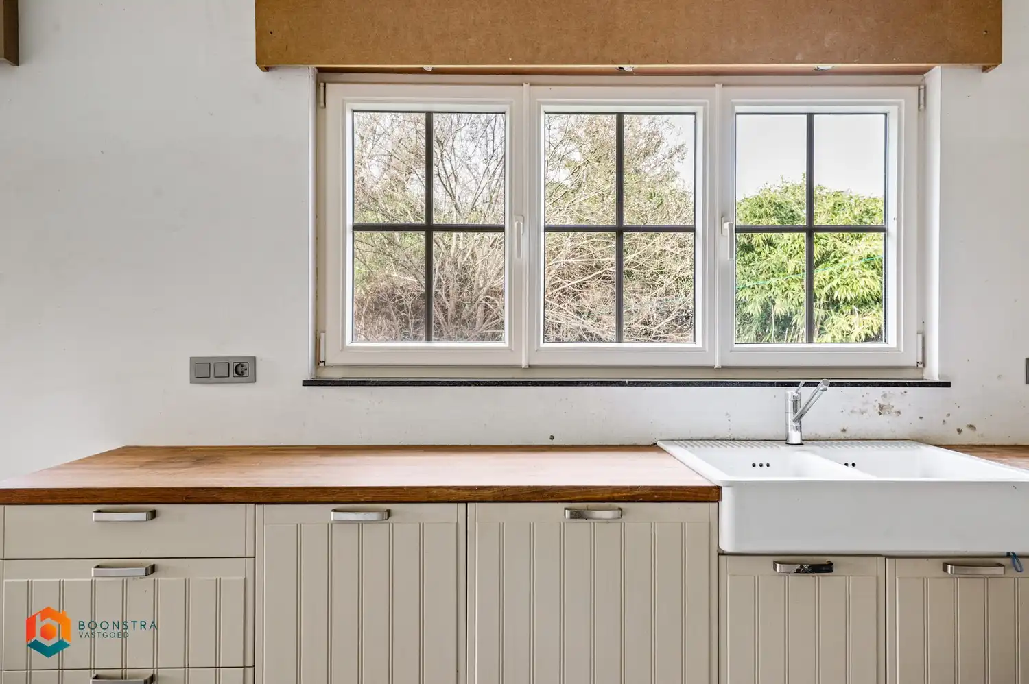 Woning met 4 slaapkamers en achterliggend bos (+-70a) foto 6