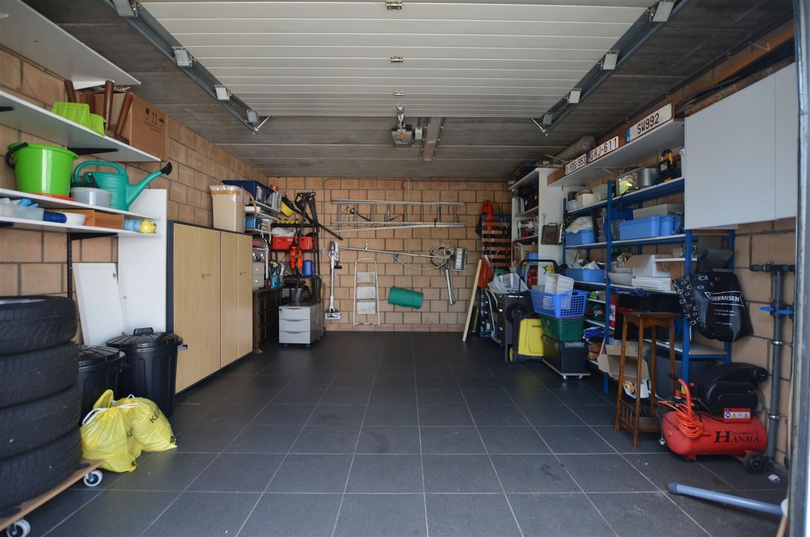 Goed onderhouden villa nabij het centrum foto 24