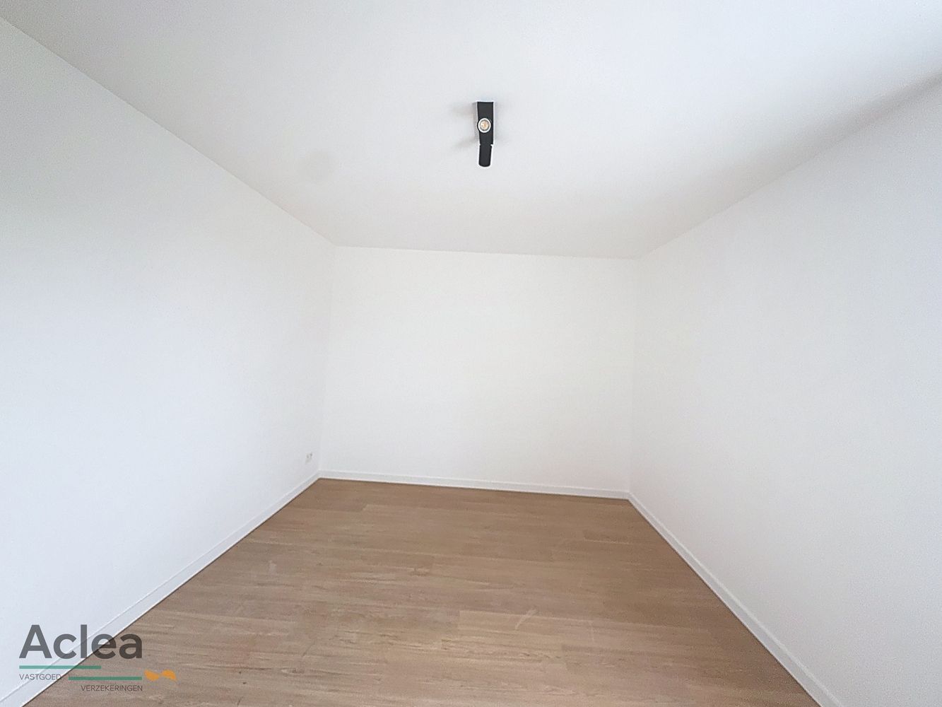 Knap gerenoveerde woning foto 7