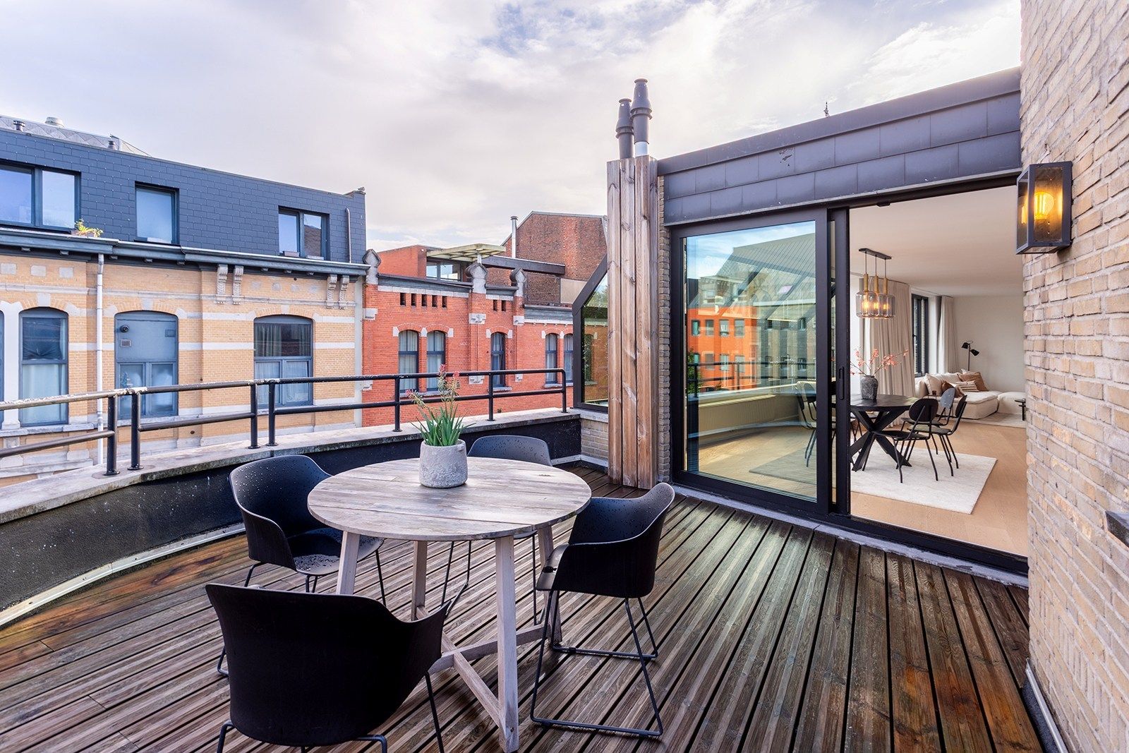 Penthouse met zonneterras in hartje Berchem foto 8