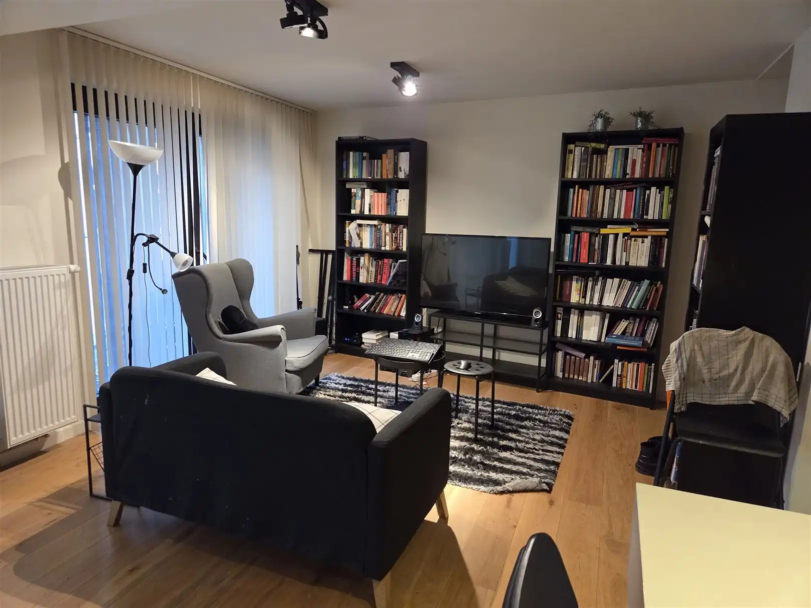 Trendy appartement met 2 slpk te huur  foto 3