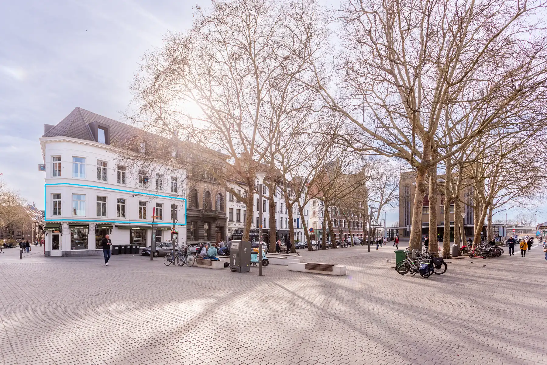 Stijlvol&nbsp;bemeubeld&nbsp;2 slpk appartement op toplocatie! foto {{pictureIndex}}