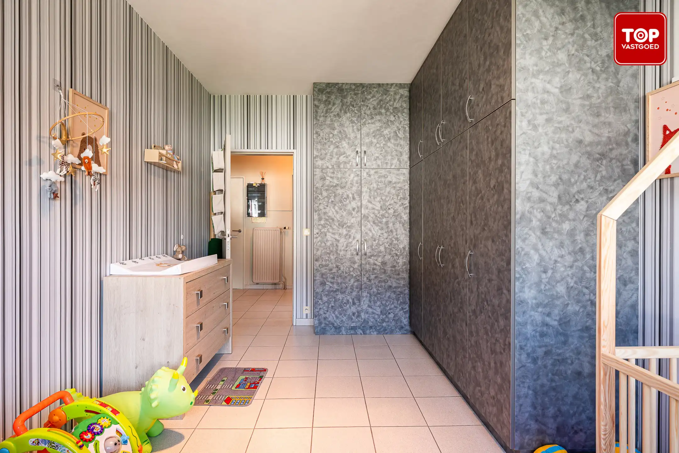 Mooi appartement met garage en zonnepanelen dichtbij Aalst foto 23