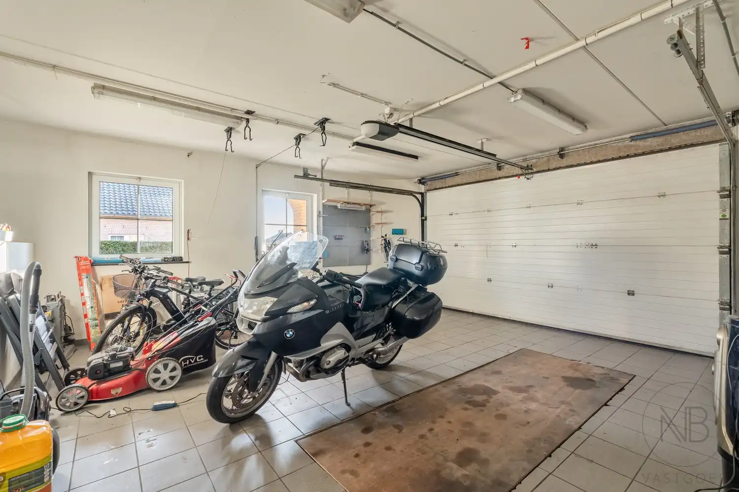 Ruime zuiderse gezinswoning  met 3 slaapkamers foto 18