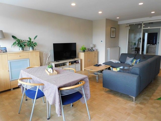 Ruim appartement met 2 terrassen  foto 4