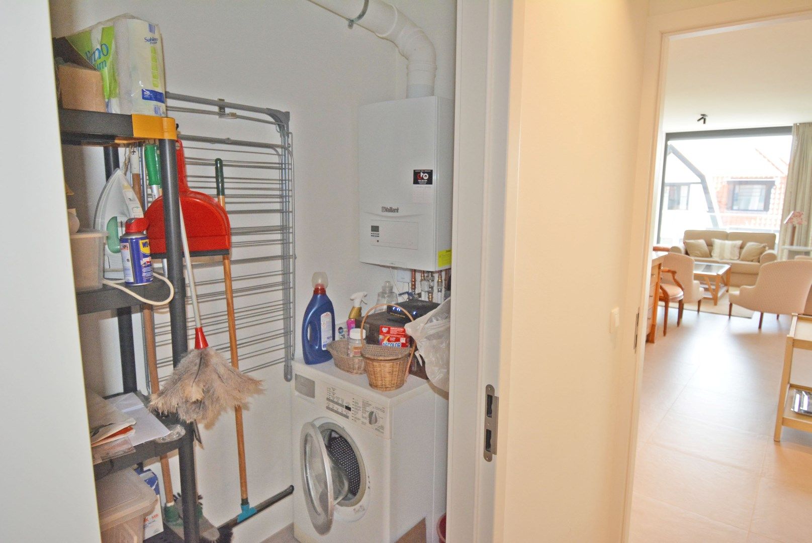 Instapklaar appartement op wandelafstand van het Albertstrand  foto 17