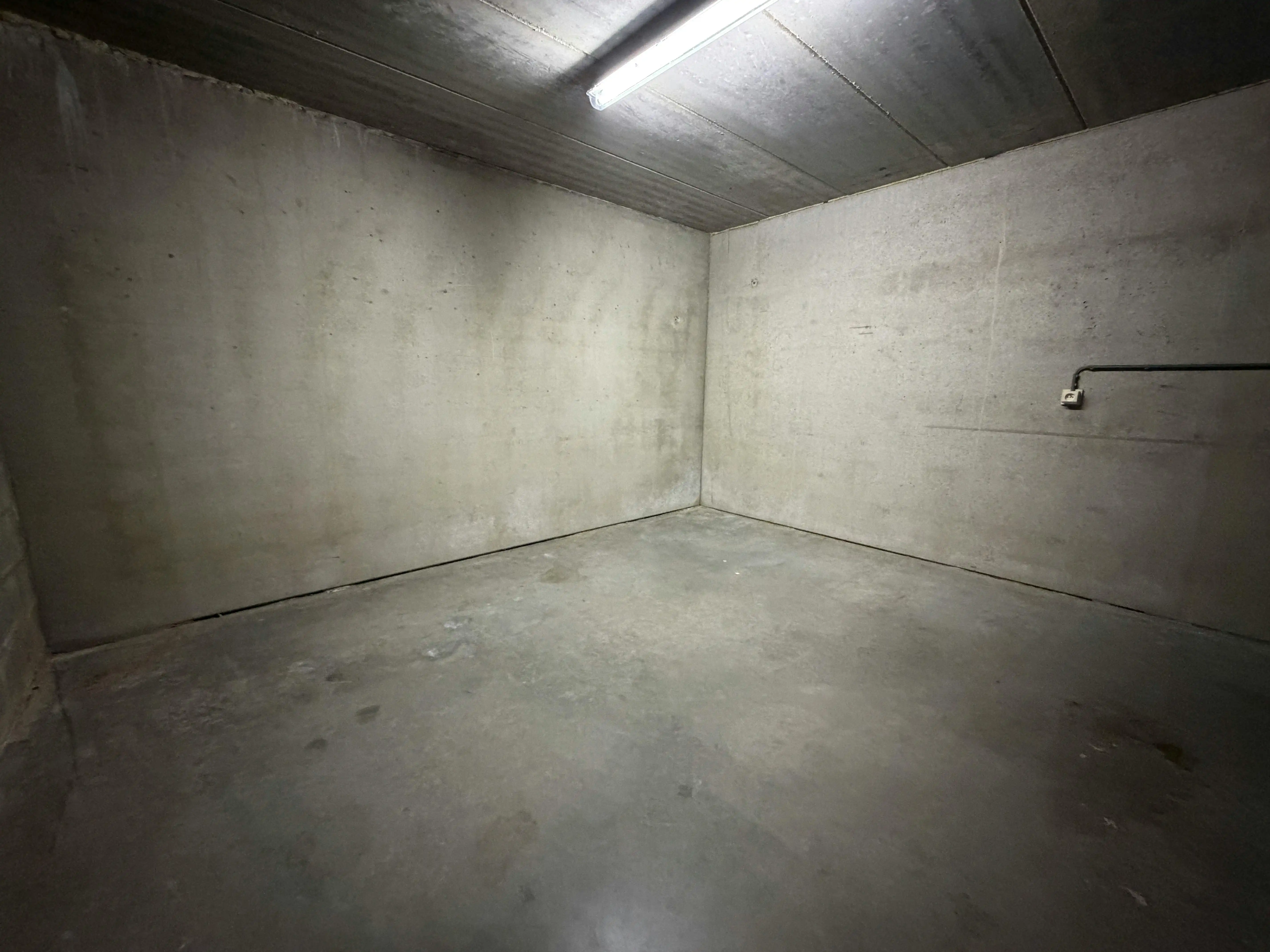 Ruim appartement op een rustige locatie nabij het centrum van Hasselt met garagebox foto 16