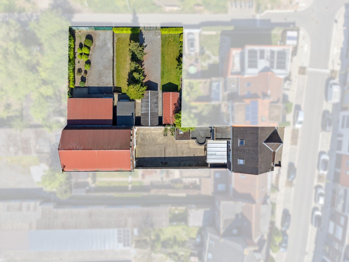 Veelzijdige eigendom met opslagruimte, werkplek en woongelegenheid in Gent foto 2