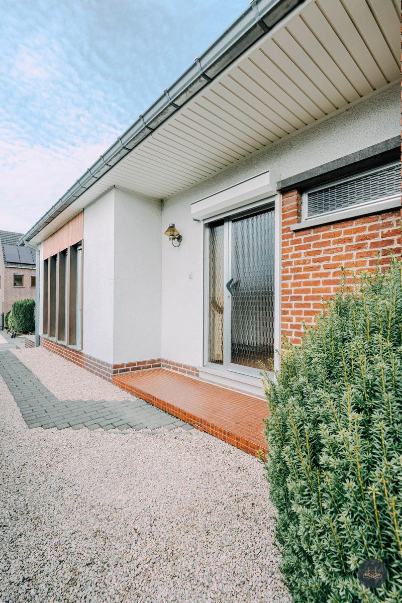 Rustig gelegen woning met kelderverdieping, garage en tuin foto 8