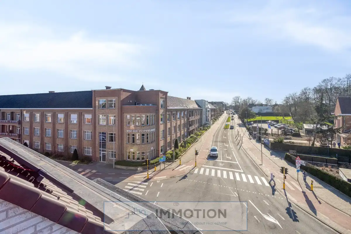 Nieuwbouw duplex appartement met terras foto 8