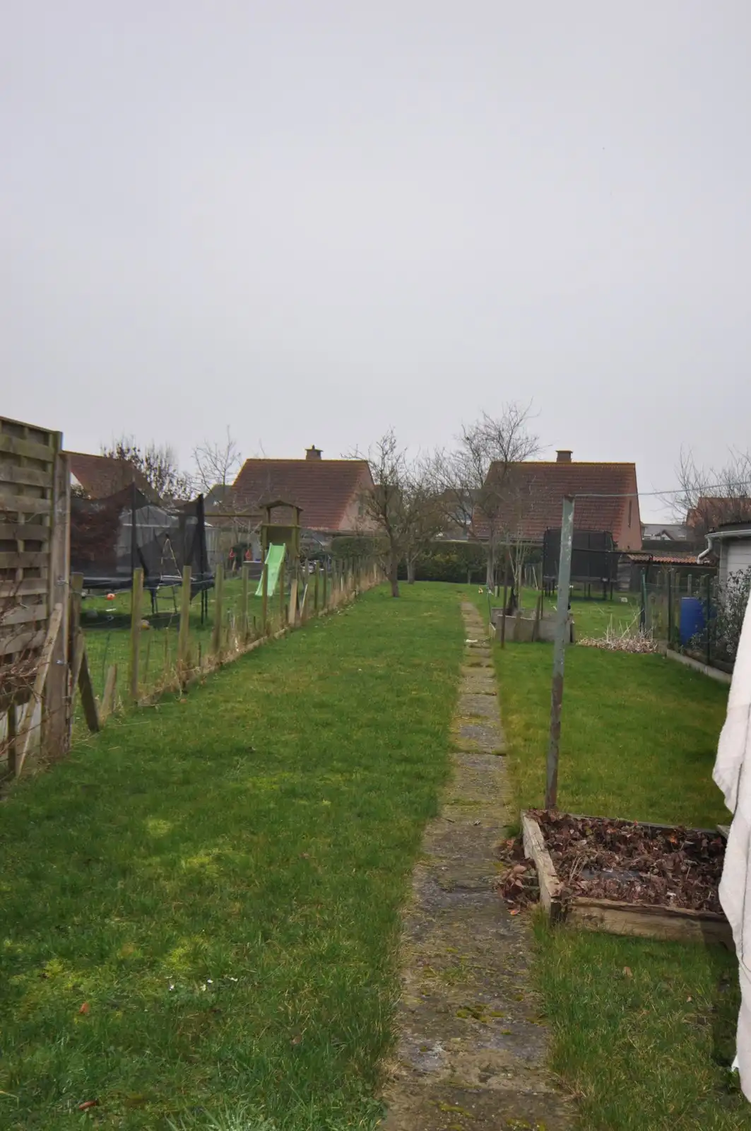 Te renoveren woning met grote zongerichte tuin ! foto 15