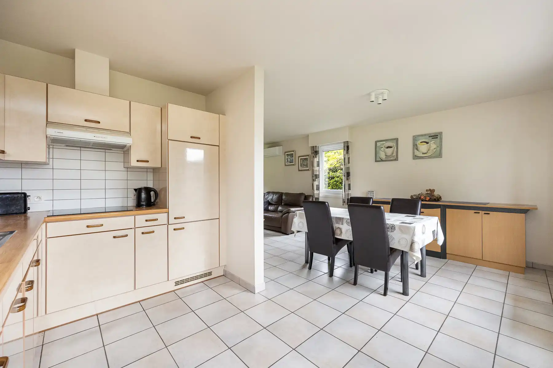 WAAUW! open bebouwing met tuin, zonnepanelen en veel privacy foto 9