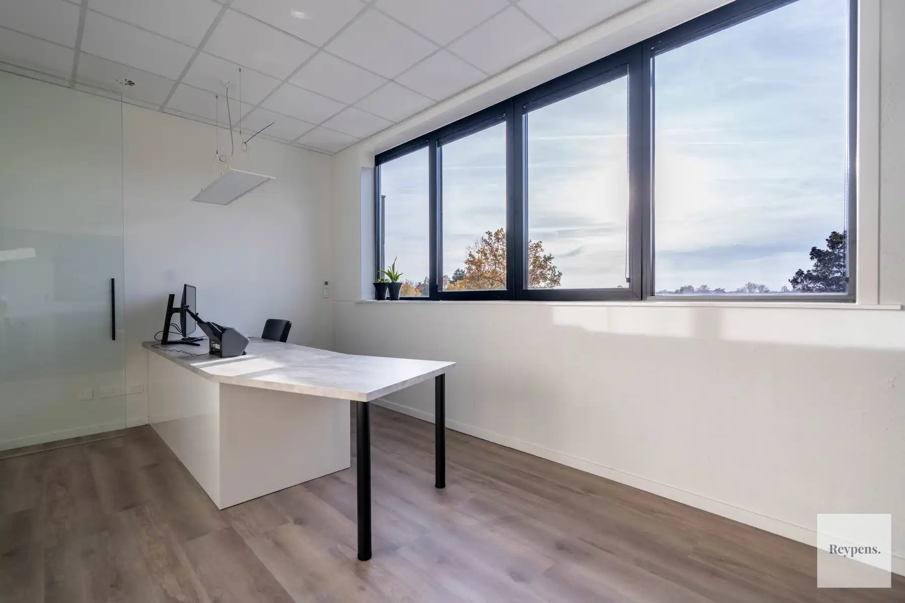 Polyvalente commerciële ruimte in KMO park foto 4