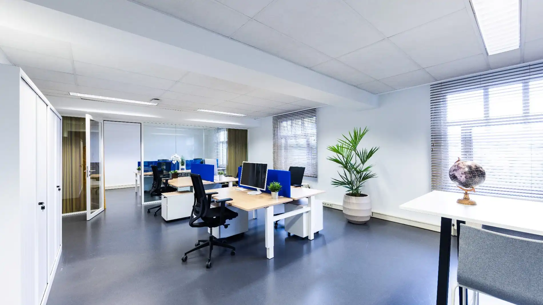 Full-service kantoor in BluePoint Business Center foto 4