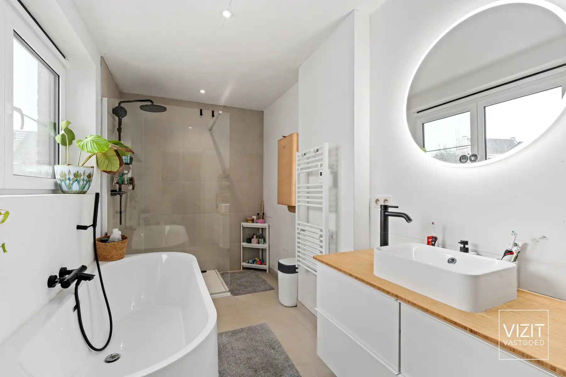 Instapklare en karaktervolle woning in centrum Ninove!  foto 9