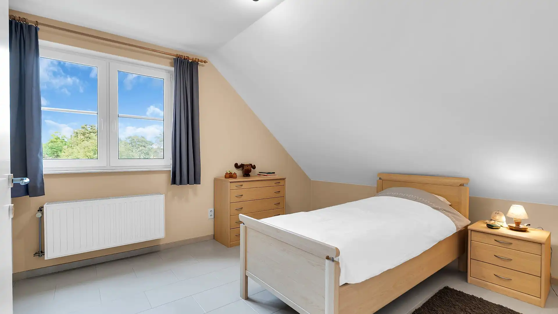 Ruime vrijstaande gezinswoning met 3 à 4 slpkrs in As foto 19