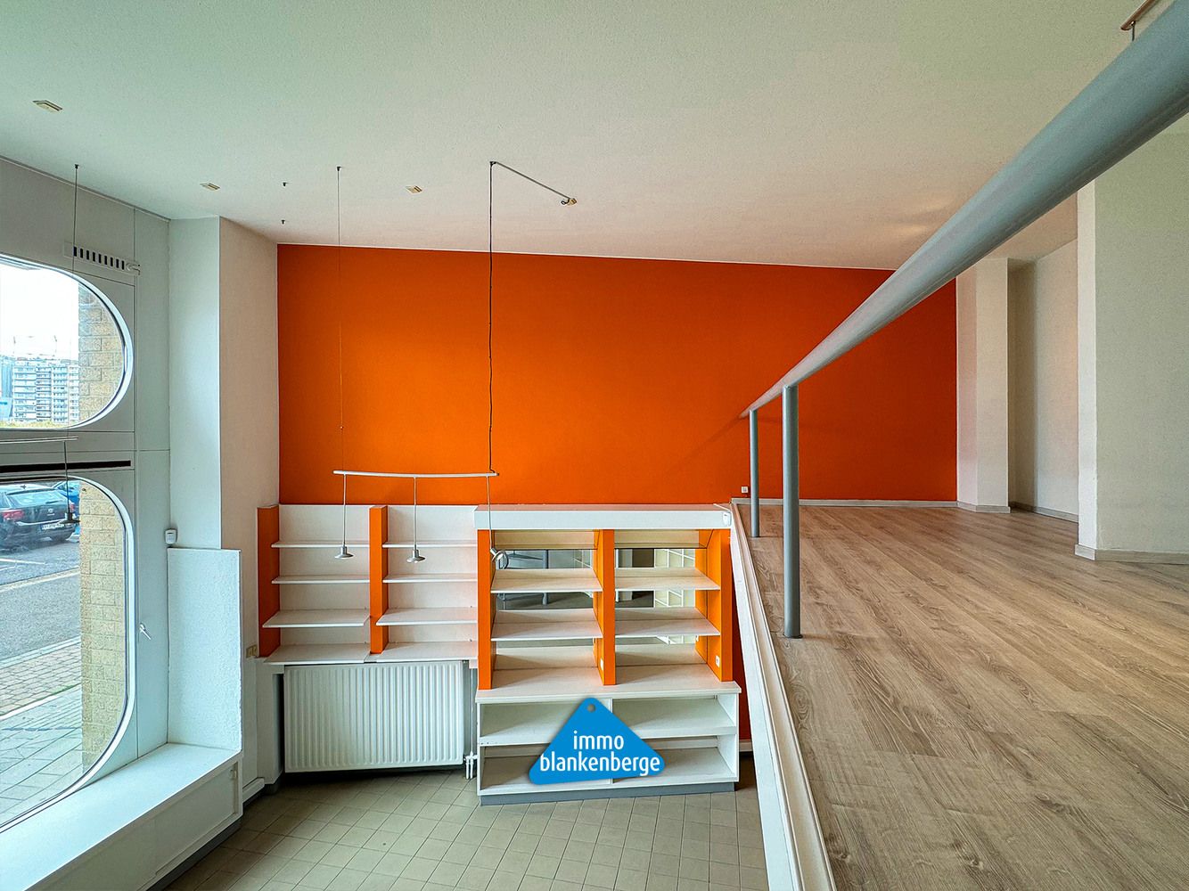 Gelijkvloers Handelszaak met Vergaderzaal en Opslagruimte foto 7