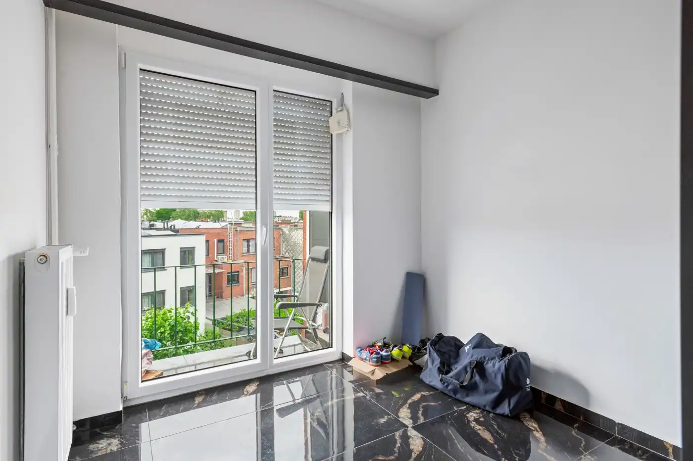 Tof, instapklaar app. op 3e verd. met 2 slpk., terrasje en garage foto 19